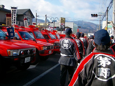 s-uni_1023.jpg