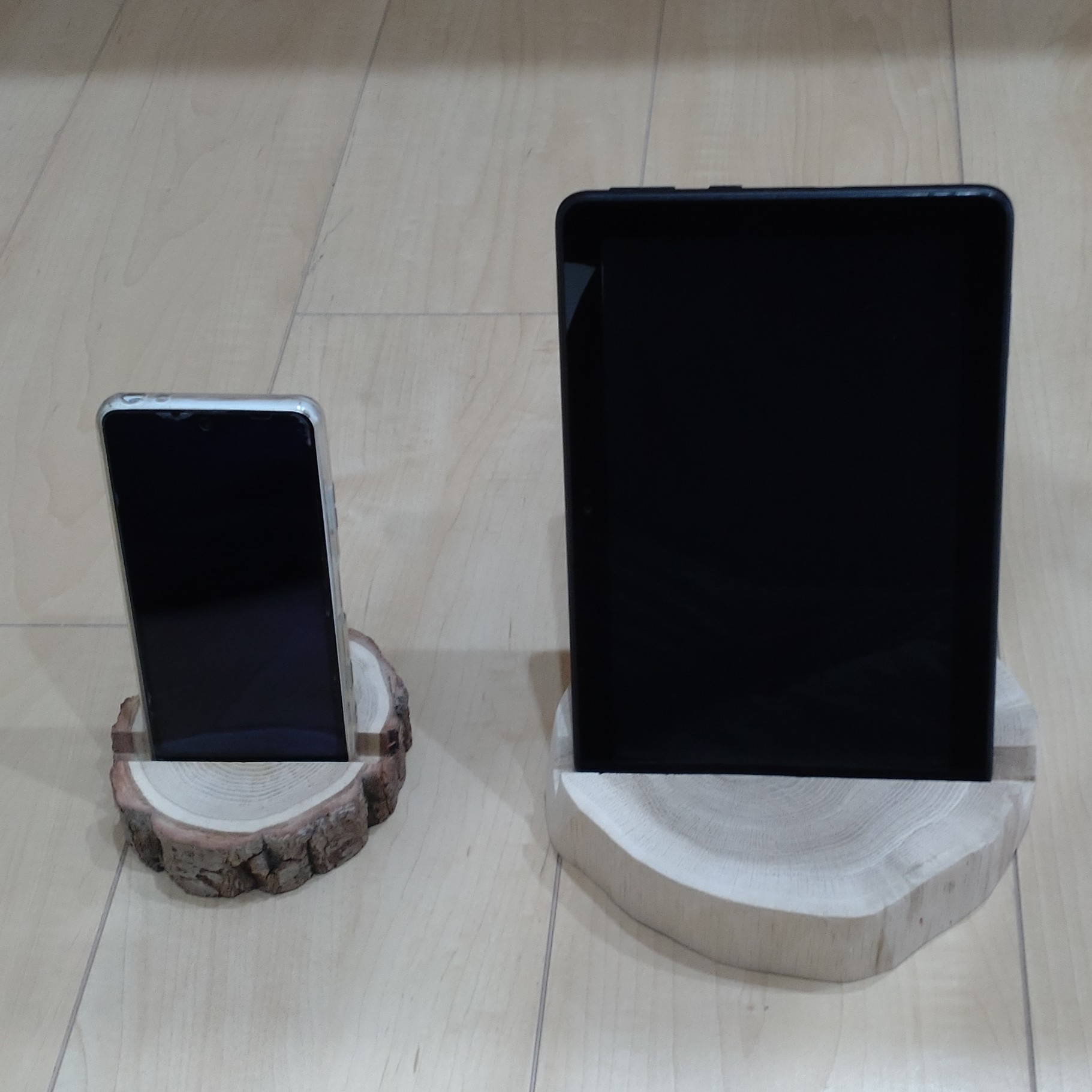 蓼科の木でスマホ・タブレットスタンドづくり